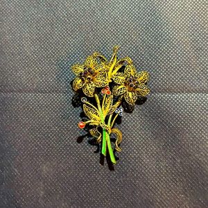 Vintage Flower Brooch